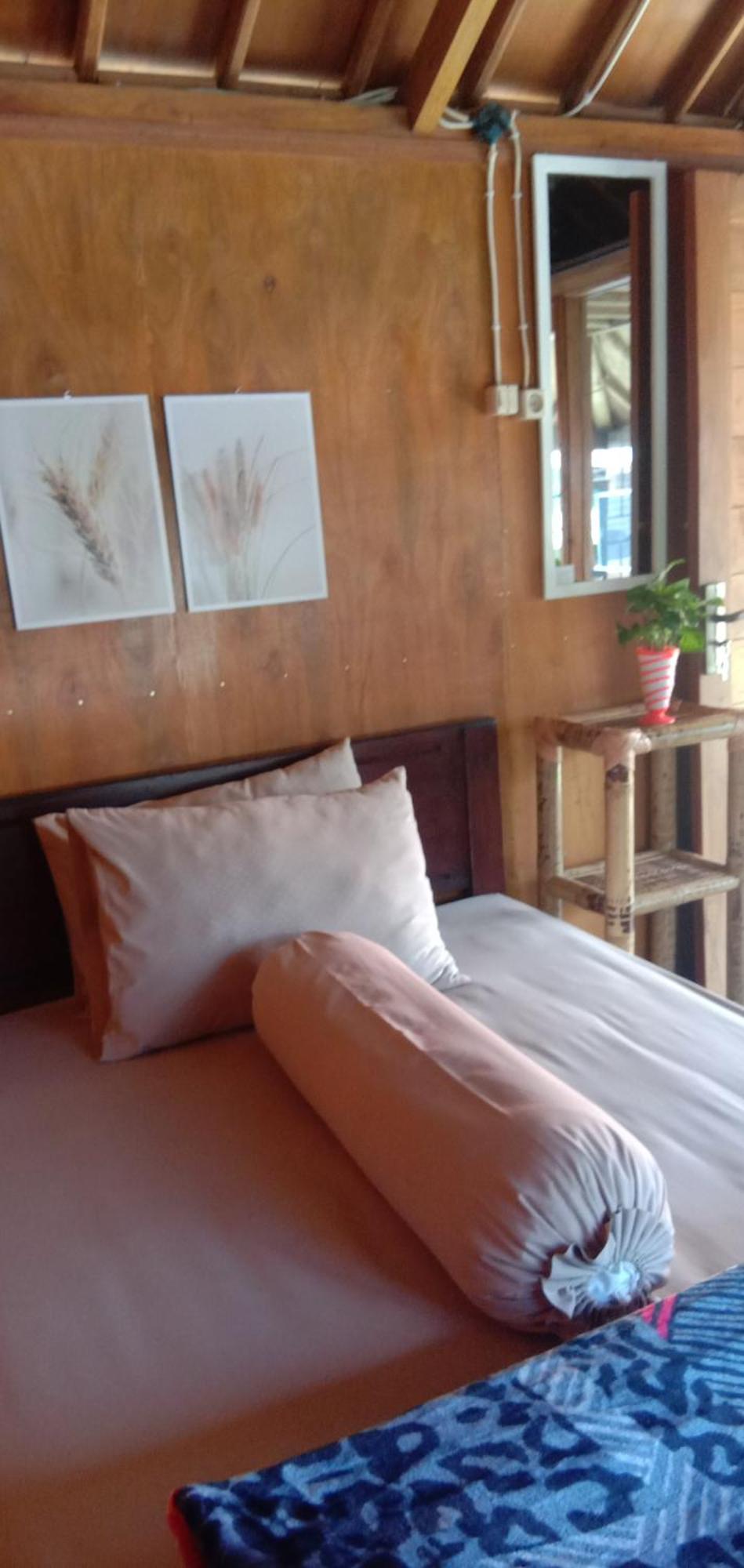 Radiya Guesthouse Sembalunlawang Quarto foto